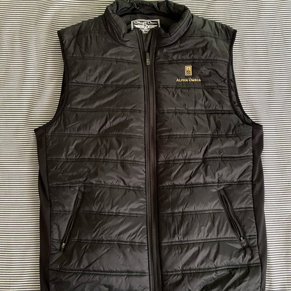 Down Puffer Vest. Alpha Omega Vineyard in Napa